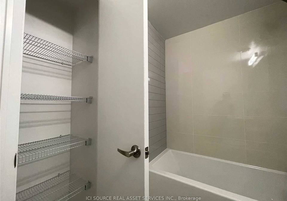 30-gibbs-road-toronto-etobicoke-ontario-w13628192