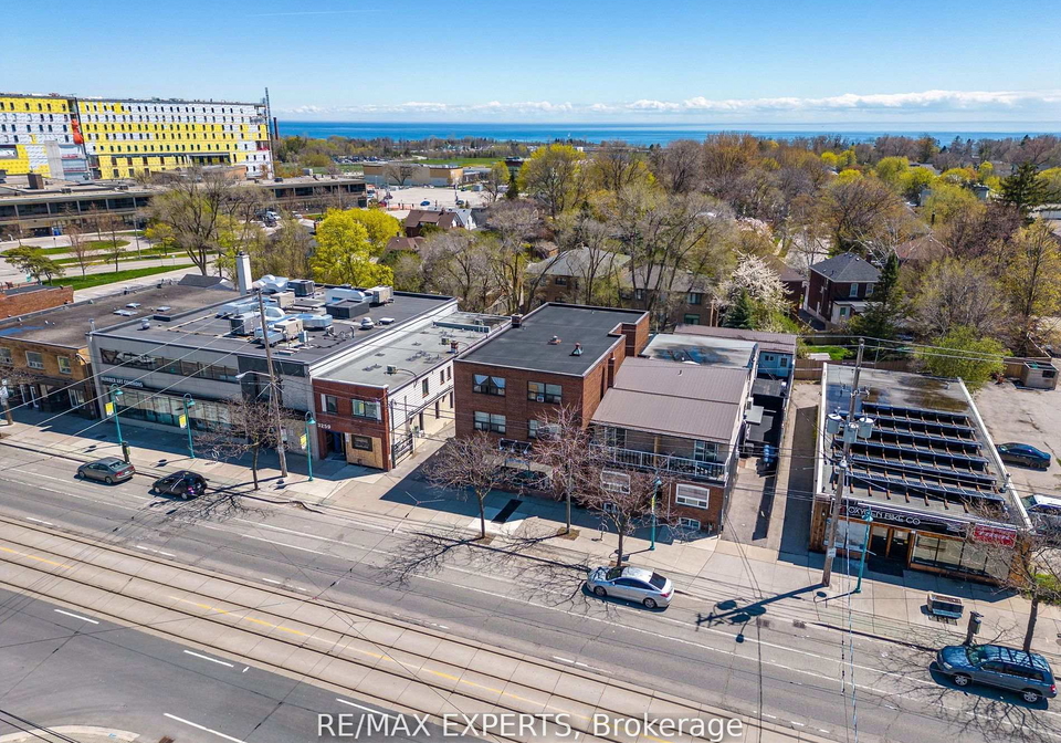 3261a-lakeshore-boulevard-w-toronto-etobicoke-ontario-w13628202