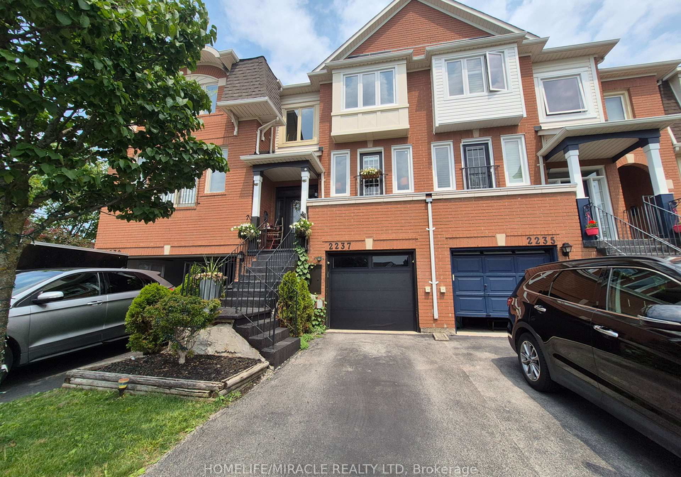 2237-prescott-place-burlington-ontario-w13628220