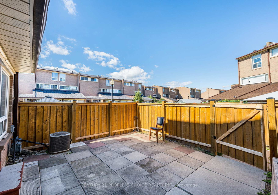 24john-garland-boulevard-toronto-etobicoke-ontario-w13628270