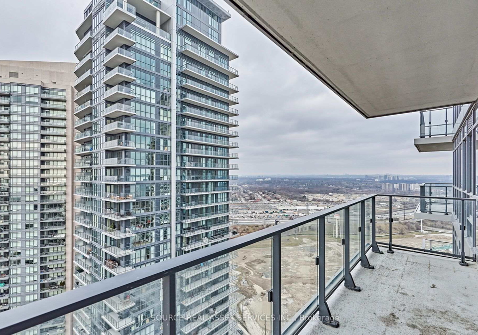 2220-lakeshore-boulevard-w-toronto-etobicoke-ontario-w13628278