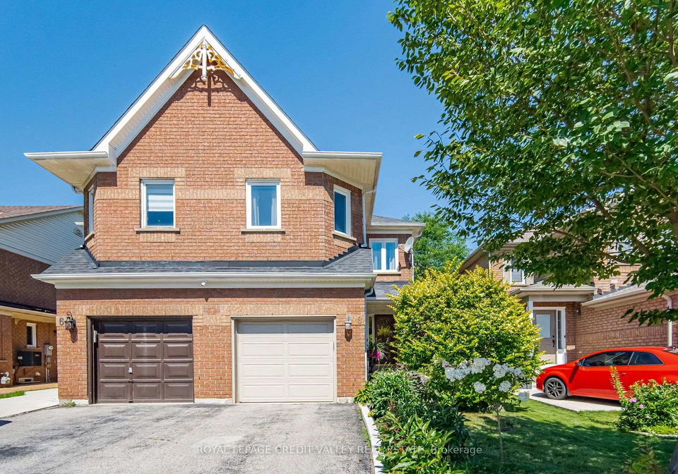 8-pressed-brick-drive-brampton-ontario-w13628312
