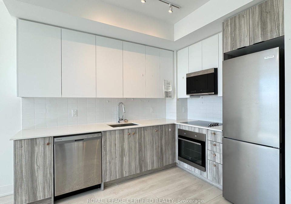 2485-taunton-road-oakville-ontario-w13628390