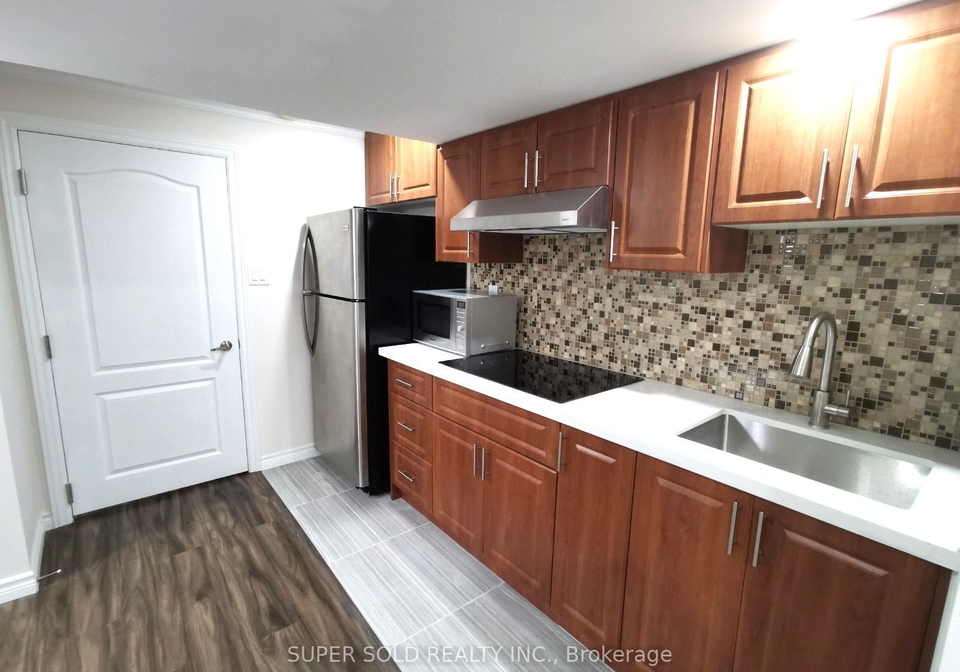 3910-mayla-drive-mississauga-ontario-w13628430