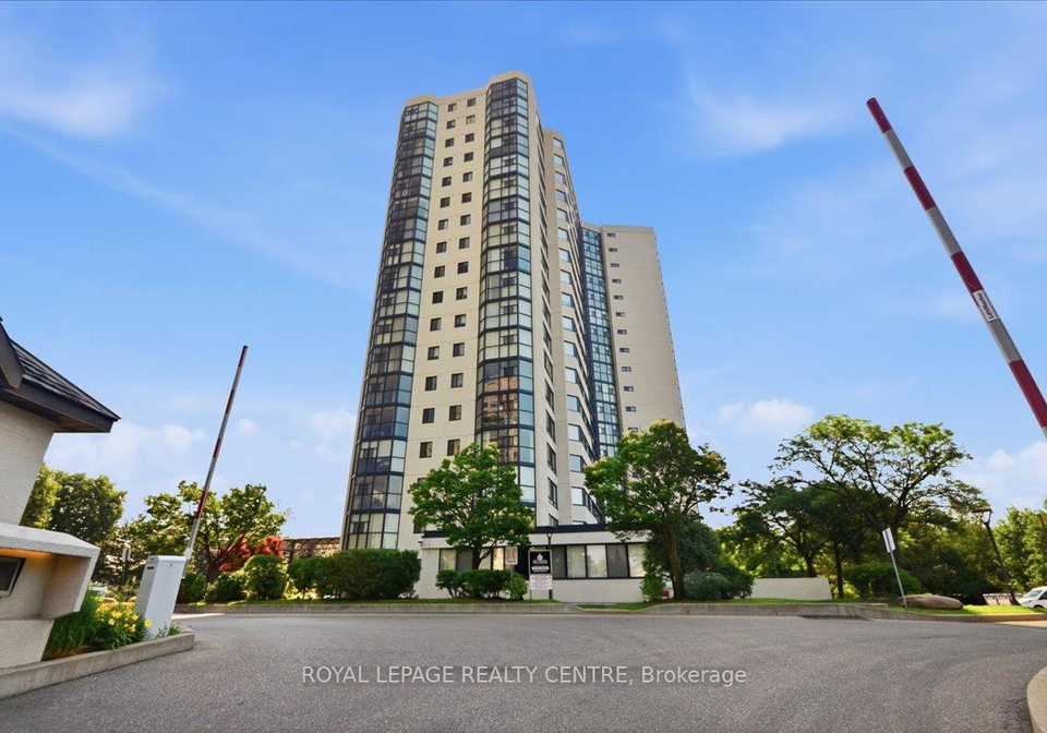 1360-rathburn-road-e-mississauga-ontario-w13628462