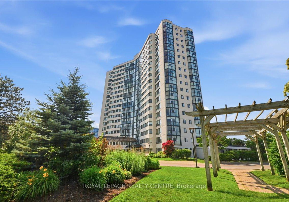 1360-rathburn-road-e-mississauga-ontario-w13628462