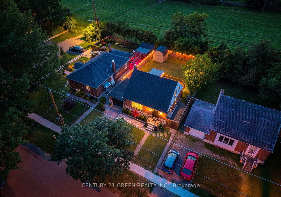32-castlebar-road-toronto-etobicoke-ontario-w13628584