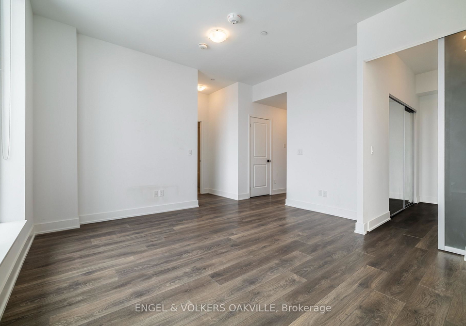 2481-taunton-road-oakville-ontario-w13628718