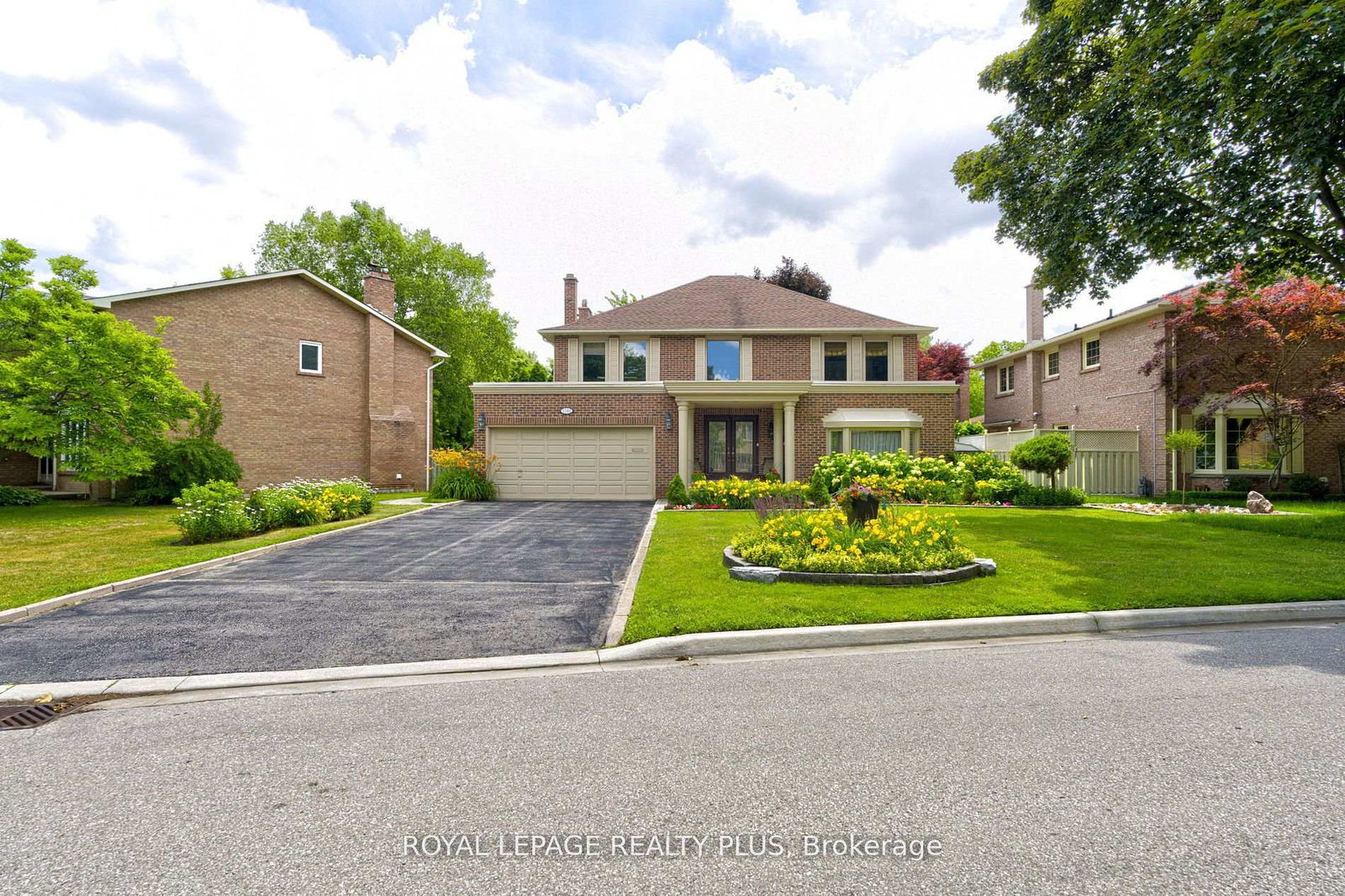 1760-featherston-court-mississauga-ontario-w13628768