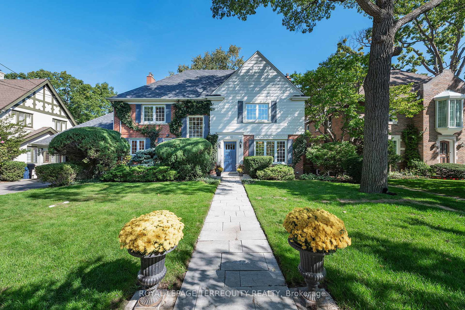 223-riverside-drive-toronto-toronto-ontario-w13628856