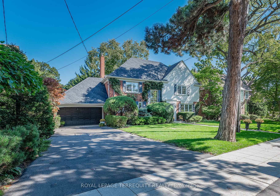 223-riverside-drive-toronto-toronto-ontario-w13628856
