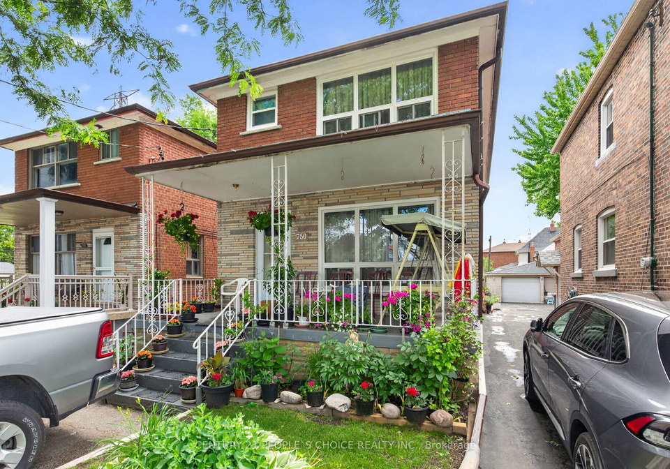 750-jane-street-toronto-toronto-ontario-w13628860