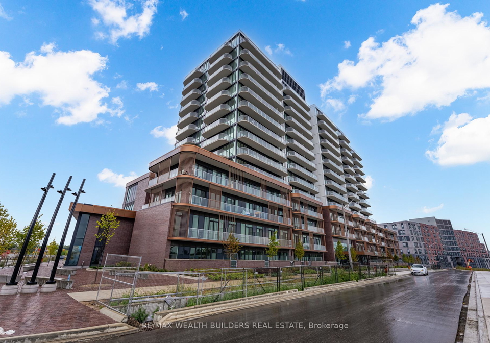 220-missinnihe-way-mississauga-ontario-w13628926