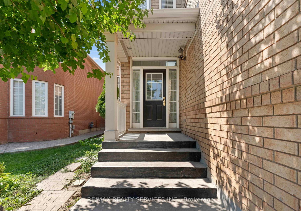 3696-waterfall-crescent-mississauga-ontario-w13628986