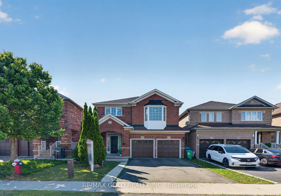 40-dunure-crescent-brampton-ontario-w13629116