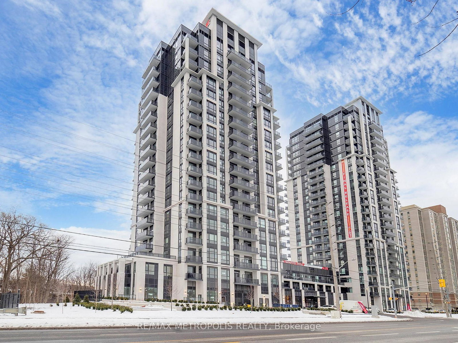 204-burnhamthorpe-road-e-mississauga-ontario-w13629120