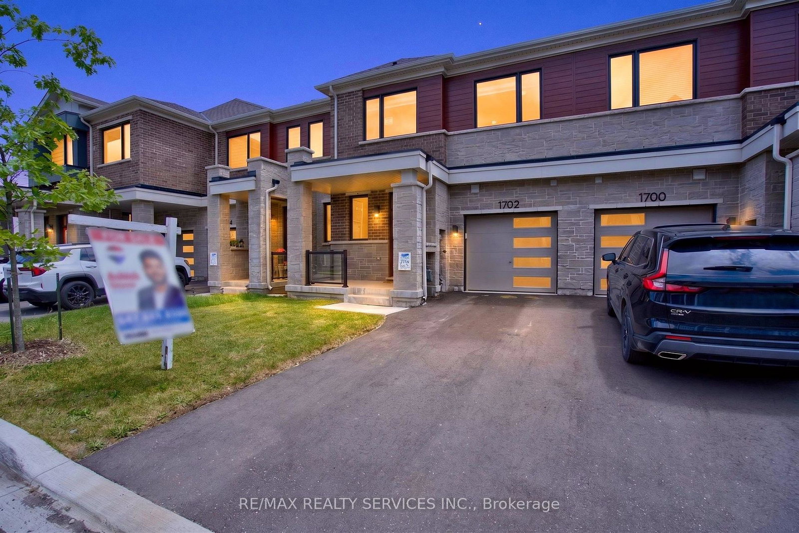 1702-dance-court-milton-ontario-w13629236