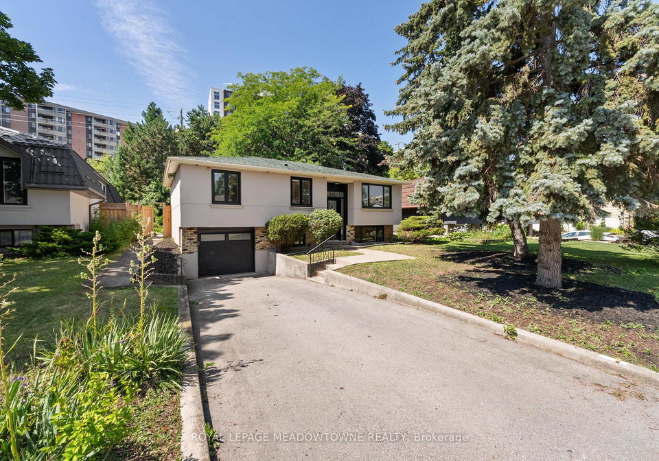 1268-forest-hill-oakville-ontario-w13629400