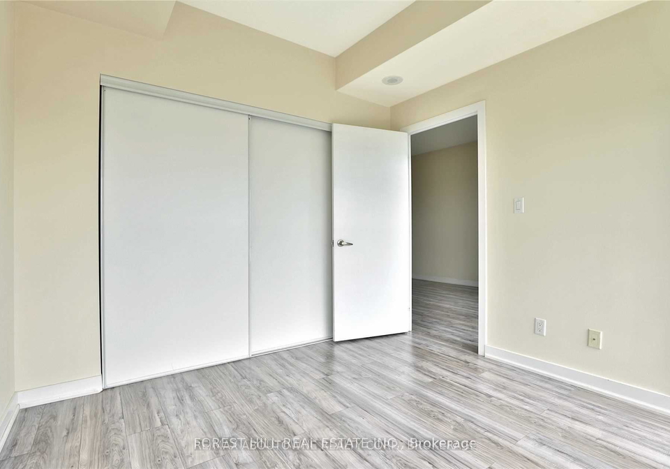 4070-confederation-parkway-mississauga-ontario-w13629574