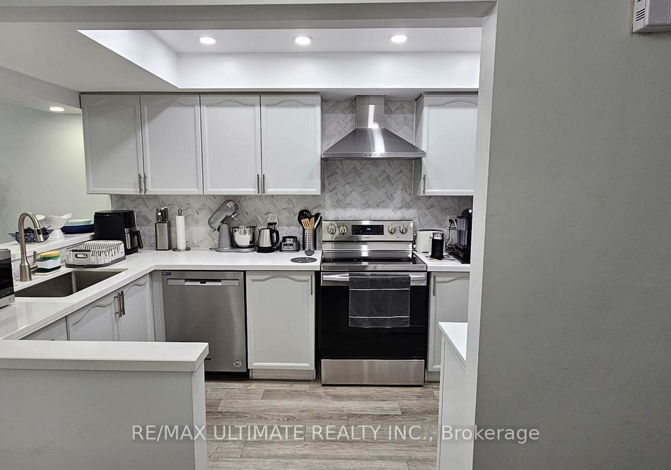 85-bristol-road-e-mississauga-ontario-w13629658