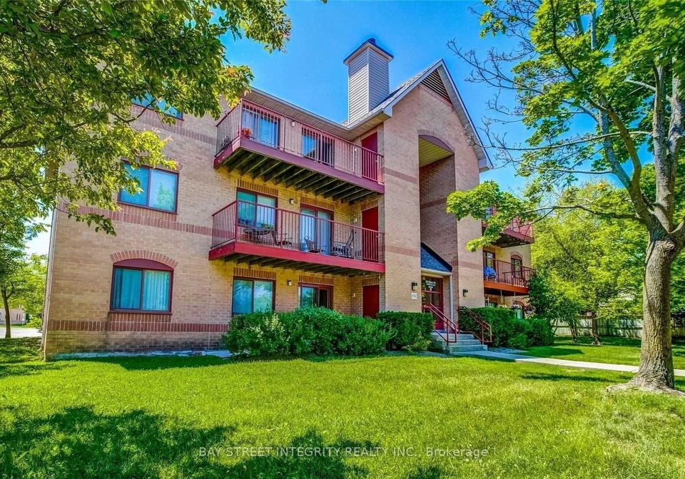 1498-pilgrims-way-oakville-ontario-w13629930