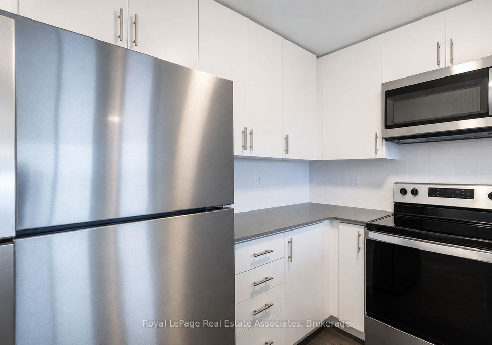 3401-ridgeway-drive-mississauga-ontario-w13630062
