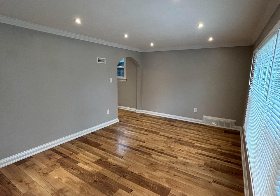 394-whitmore-avenue-toronto-north-york-ontario-w13630118