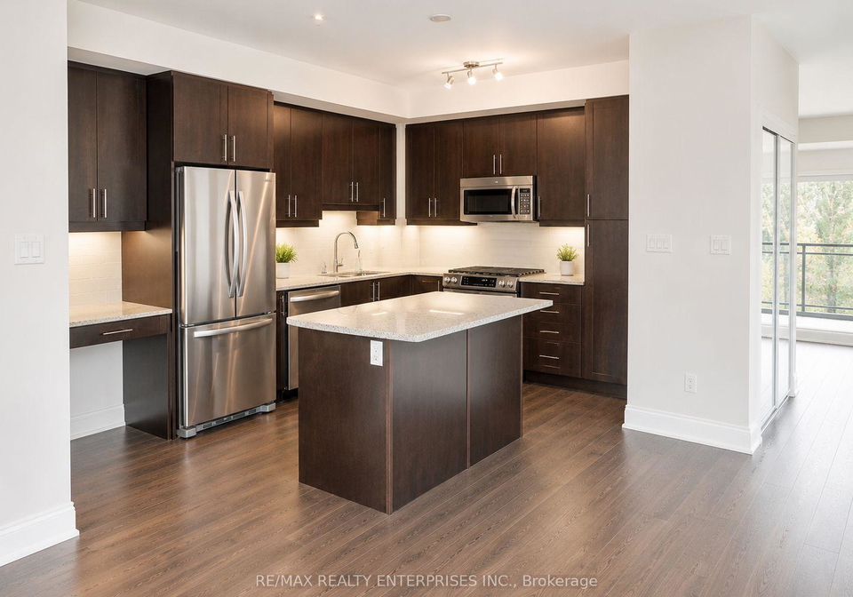 128-garden-drive-oakville-ontario-w13630146