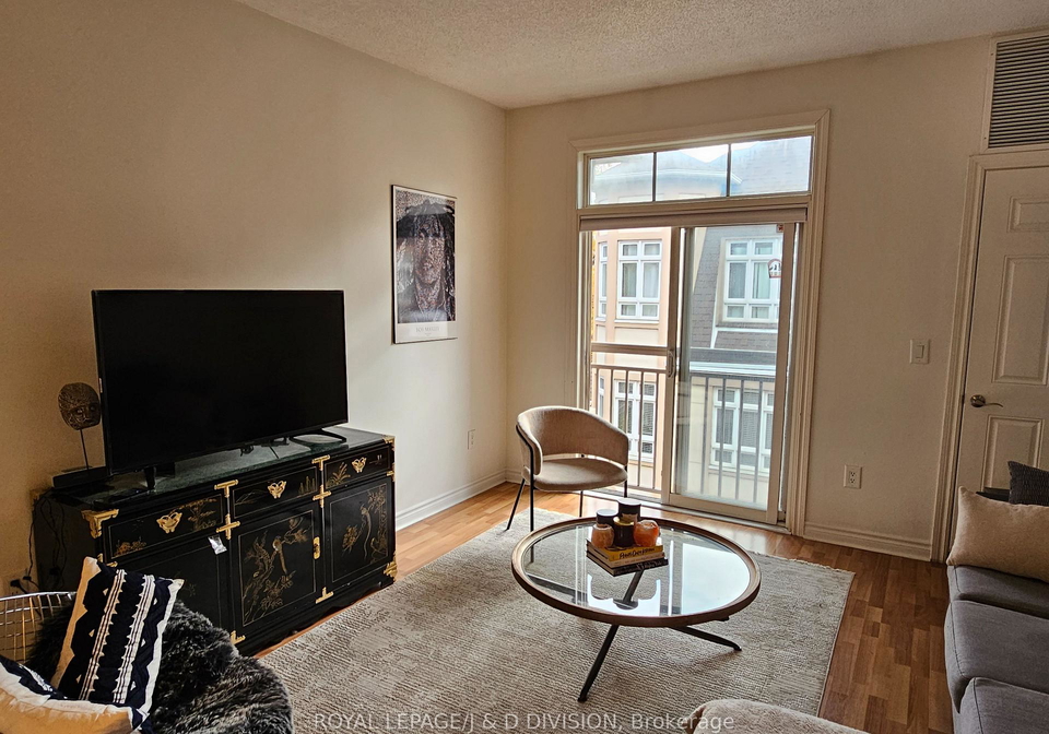 38-gibson-avenue-toronto-north-york-ontario-w13630272