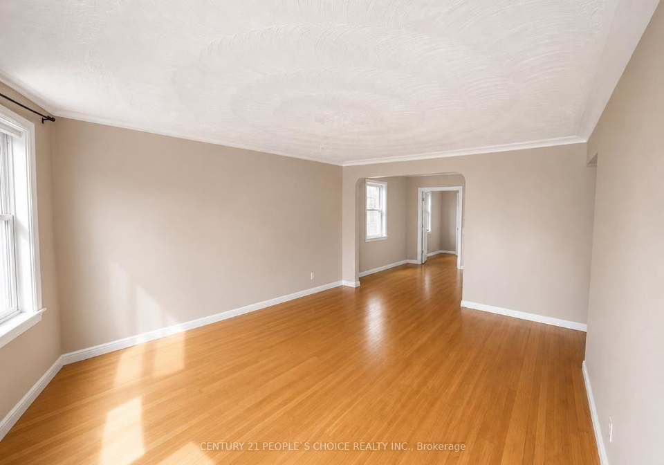 183-bowie-avenue-toronto-north-york-ontario-w13630490