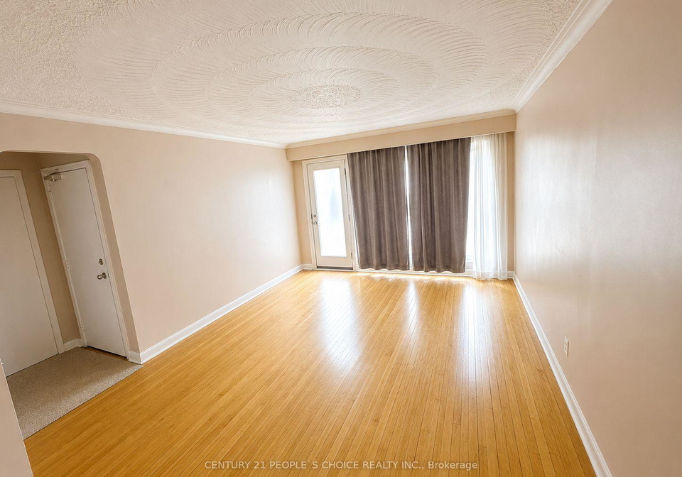 183-bowie-avenue-toronto-north-york-ontario-w13630490