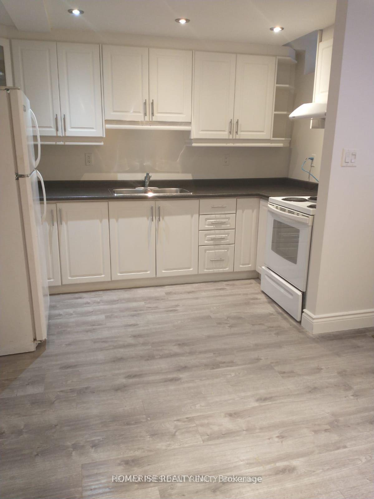 100-sugarhill-bsmt-drive-brampton-ontario-w13630572