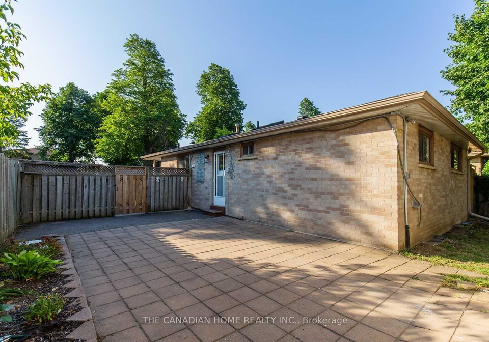 4-barkwood-court-brampton-ontario-w13630834