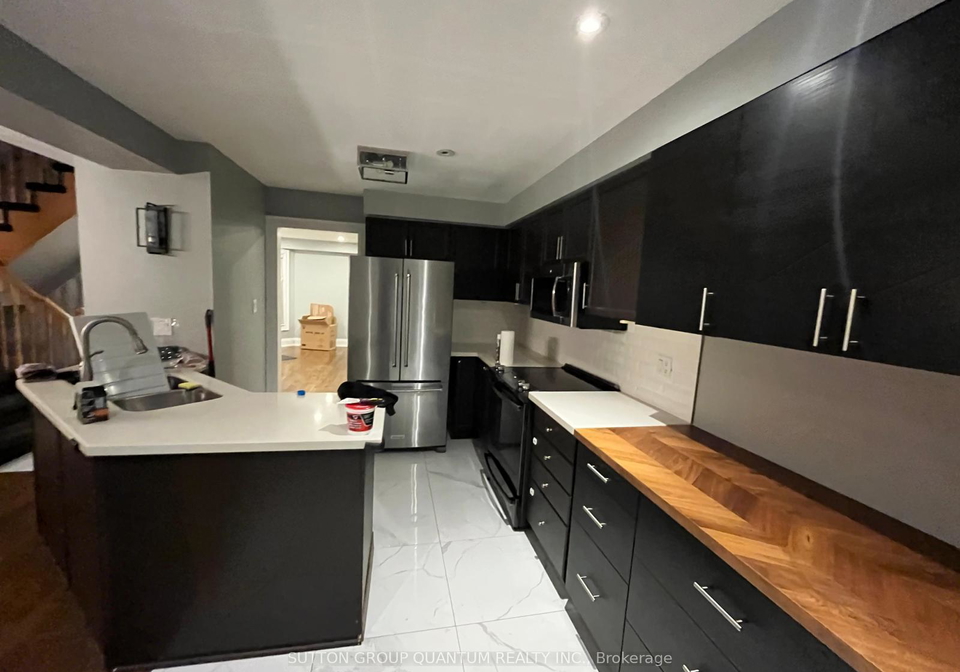 135-mowat-crescent-halton-hills-ontario-w13630900
