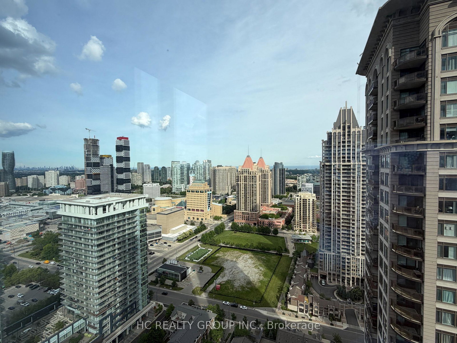 395-square-one-drive-mississauga-ontario-w13631014