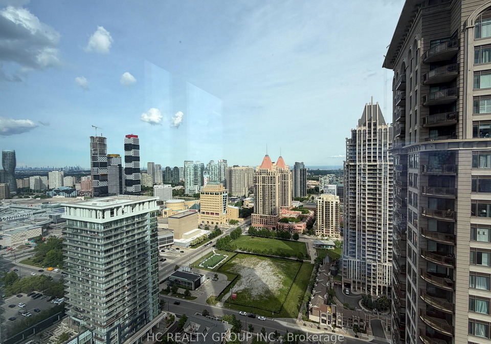 395-square-one-drive-mississauga-ontario-w13631014