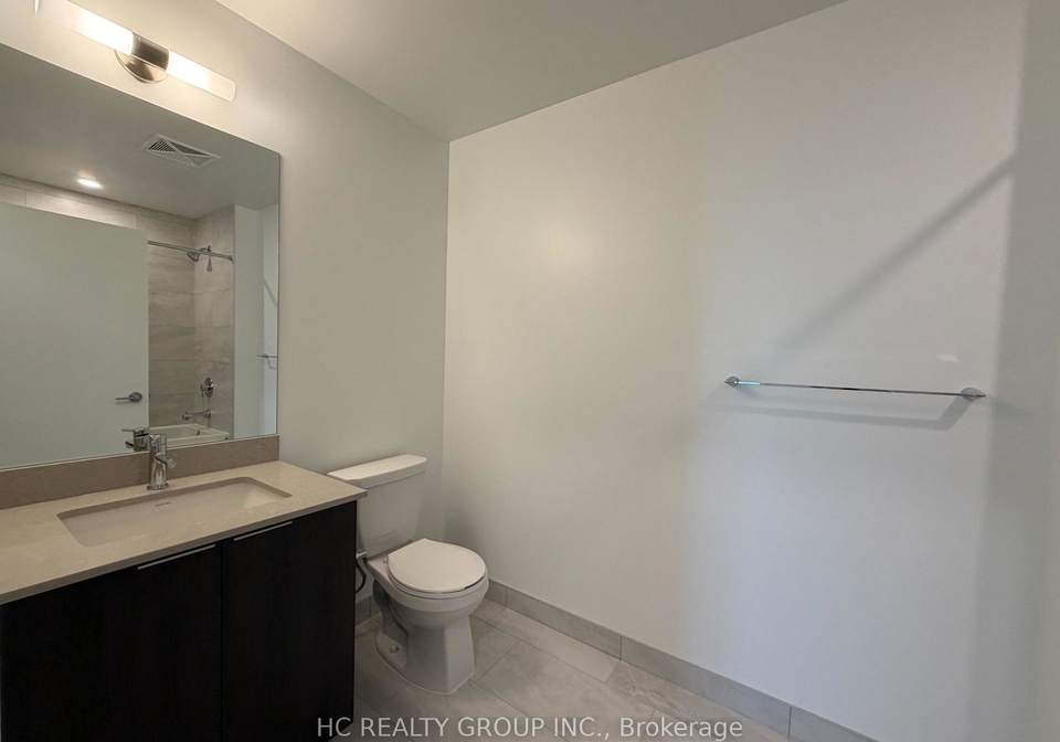 395-square-one-drive-mississauga-ontario-w13631014