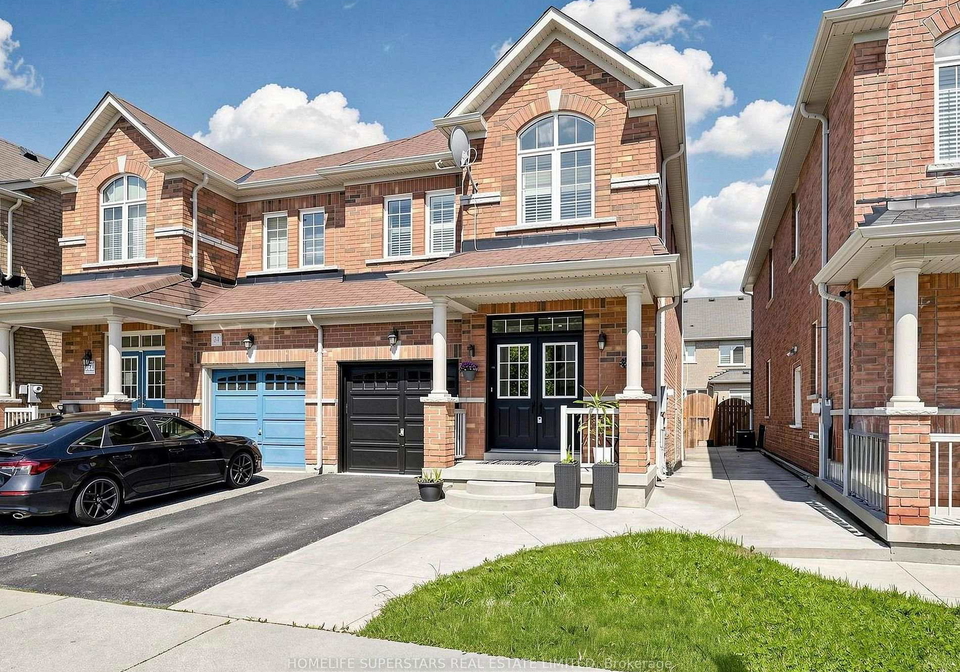 22-pentonville-road-brampton-ontario-w13631066