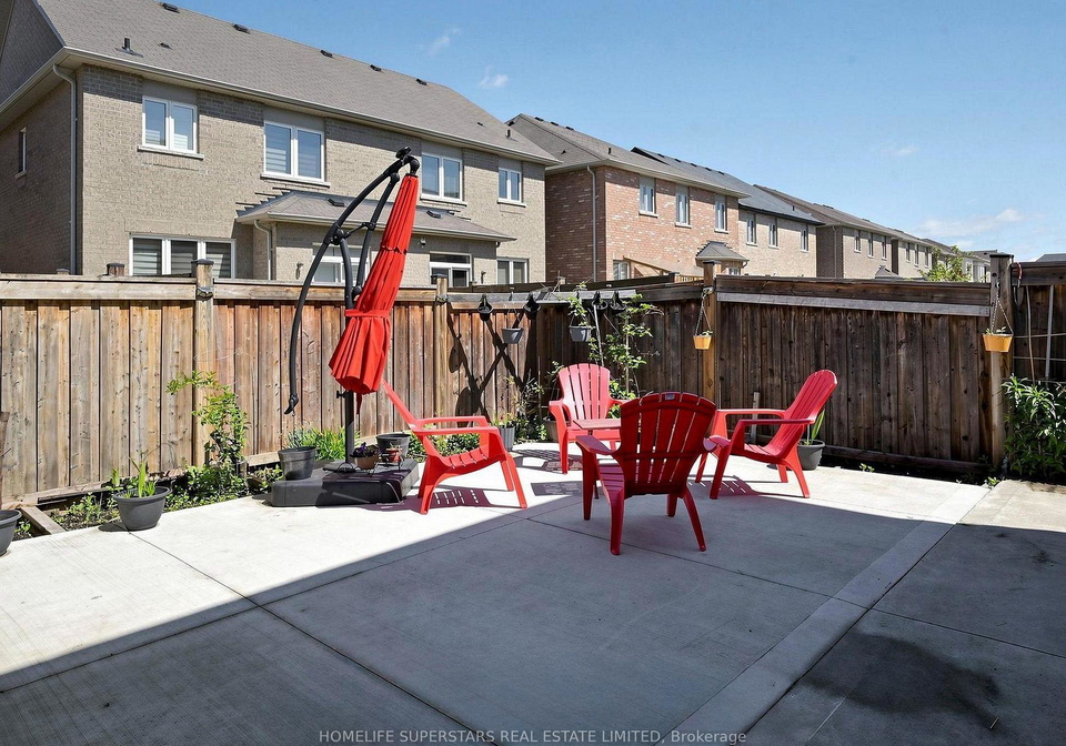 22-pentonville-road-brampton-ontario-w13631066