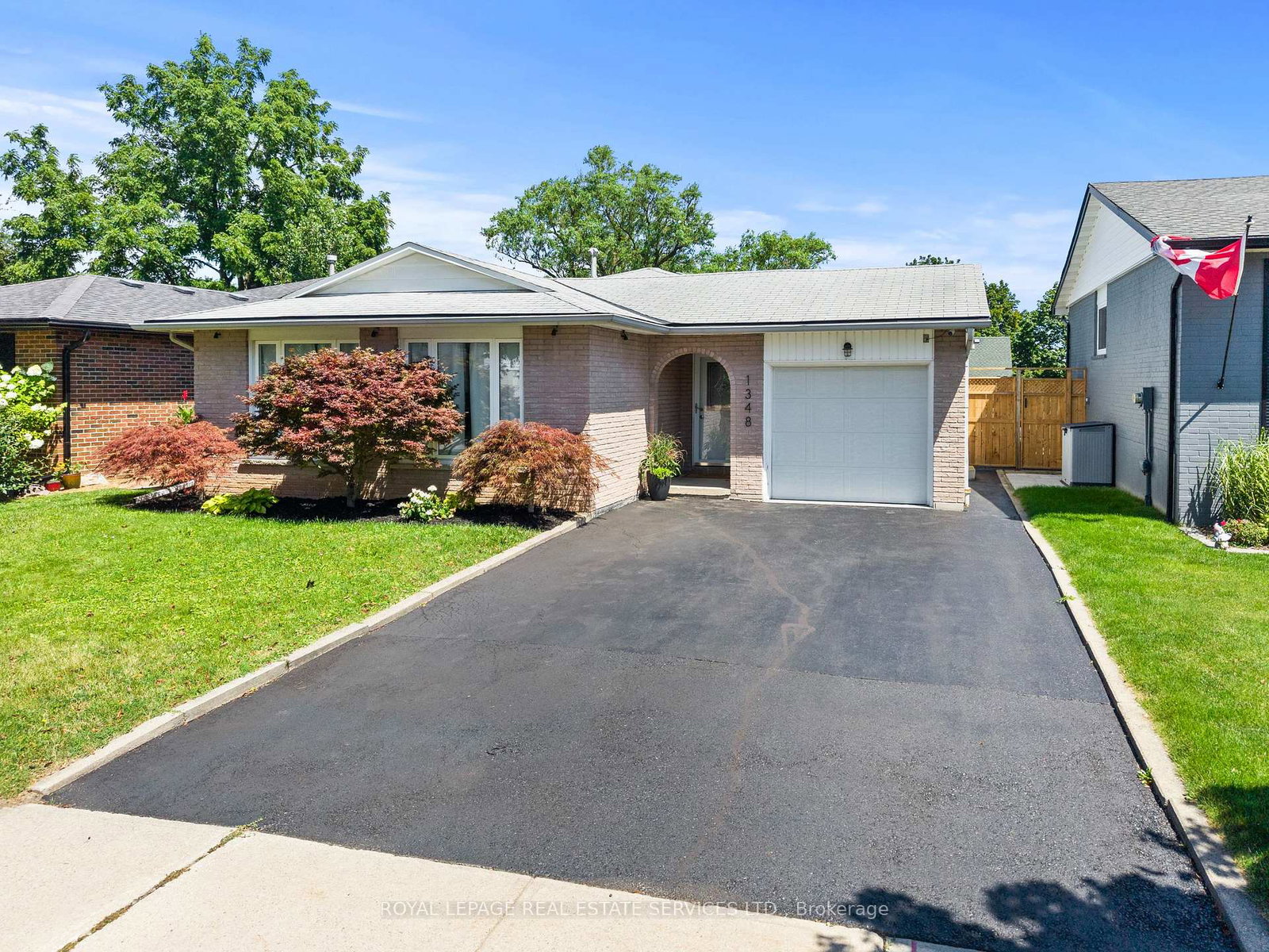 1348-janina-boulevard-burlington-ontario-w13631108