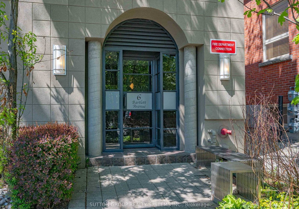 6-bartlett-avenue-w-toronto-toronto-ontario-w13631120
