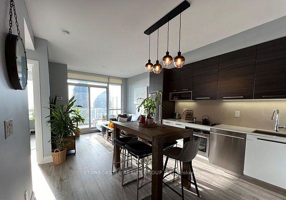 36-park-lawn-road-toronto-etobicoke-ontario-w13631406