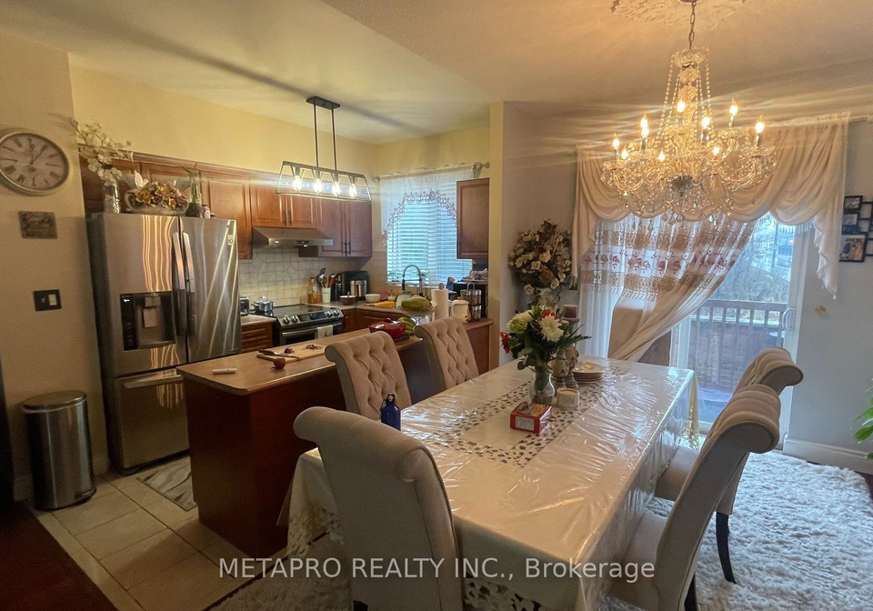 3061-finch-avenue-w-toronto-york-ontario-w13631574