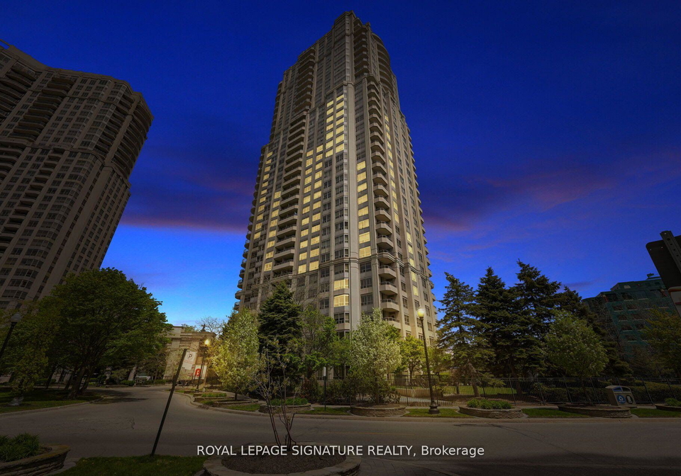 25-kingsbridge-garden-circle-mississauga-ontario-w13631662