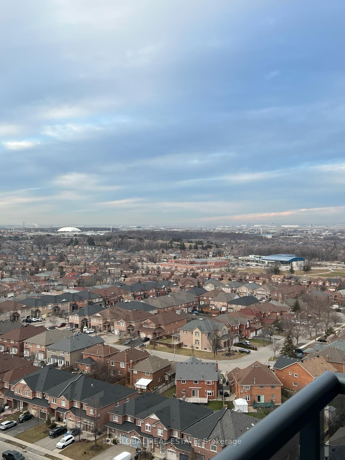 8-nahani-way-mississauga-ontario-w13631766