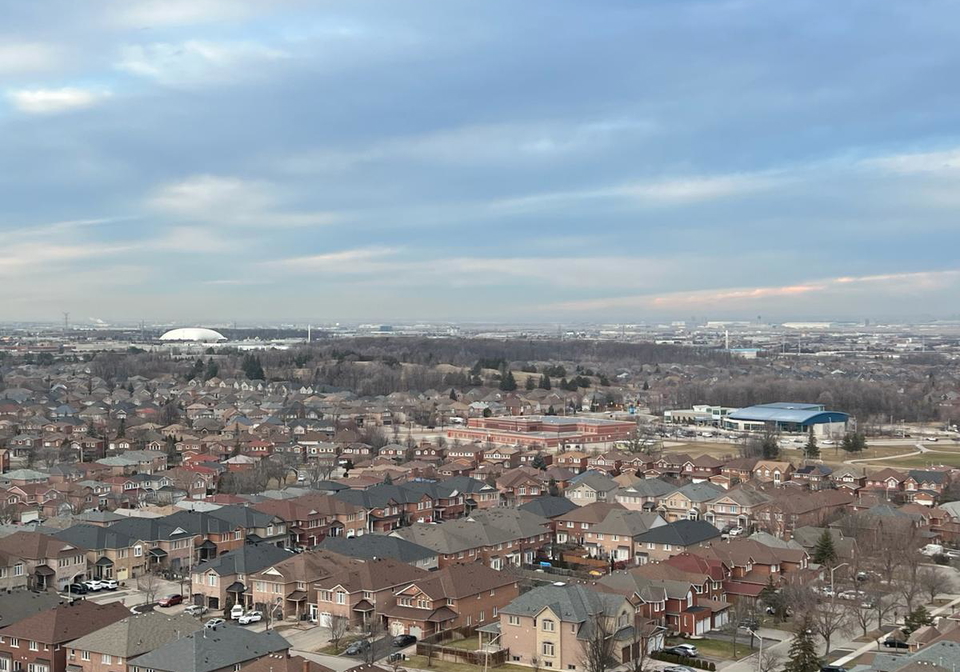 8-nahani-way-mississauga-ontario-w13631766