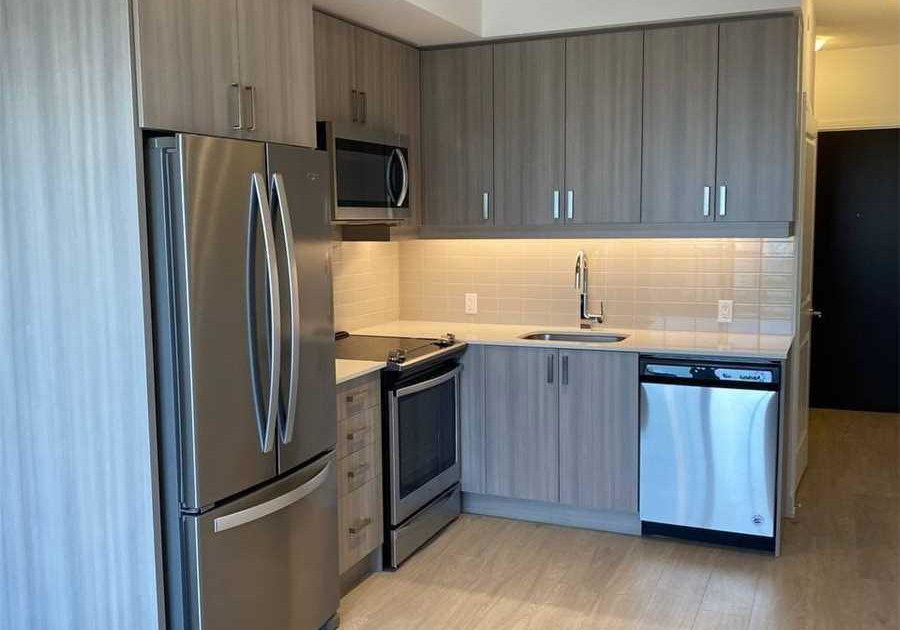 8-nahani-way-mississauga-ontario-w13631766