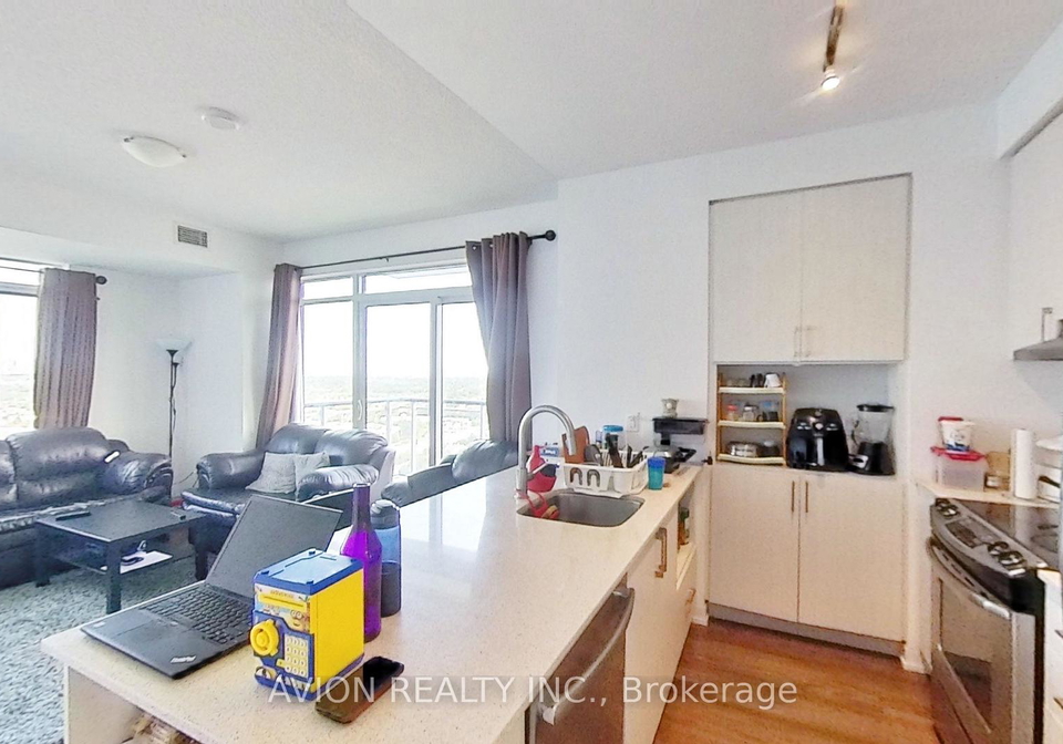 2560-eglinton-avenue-w-mississauga-ontario-w13631780