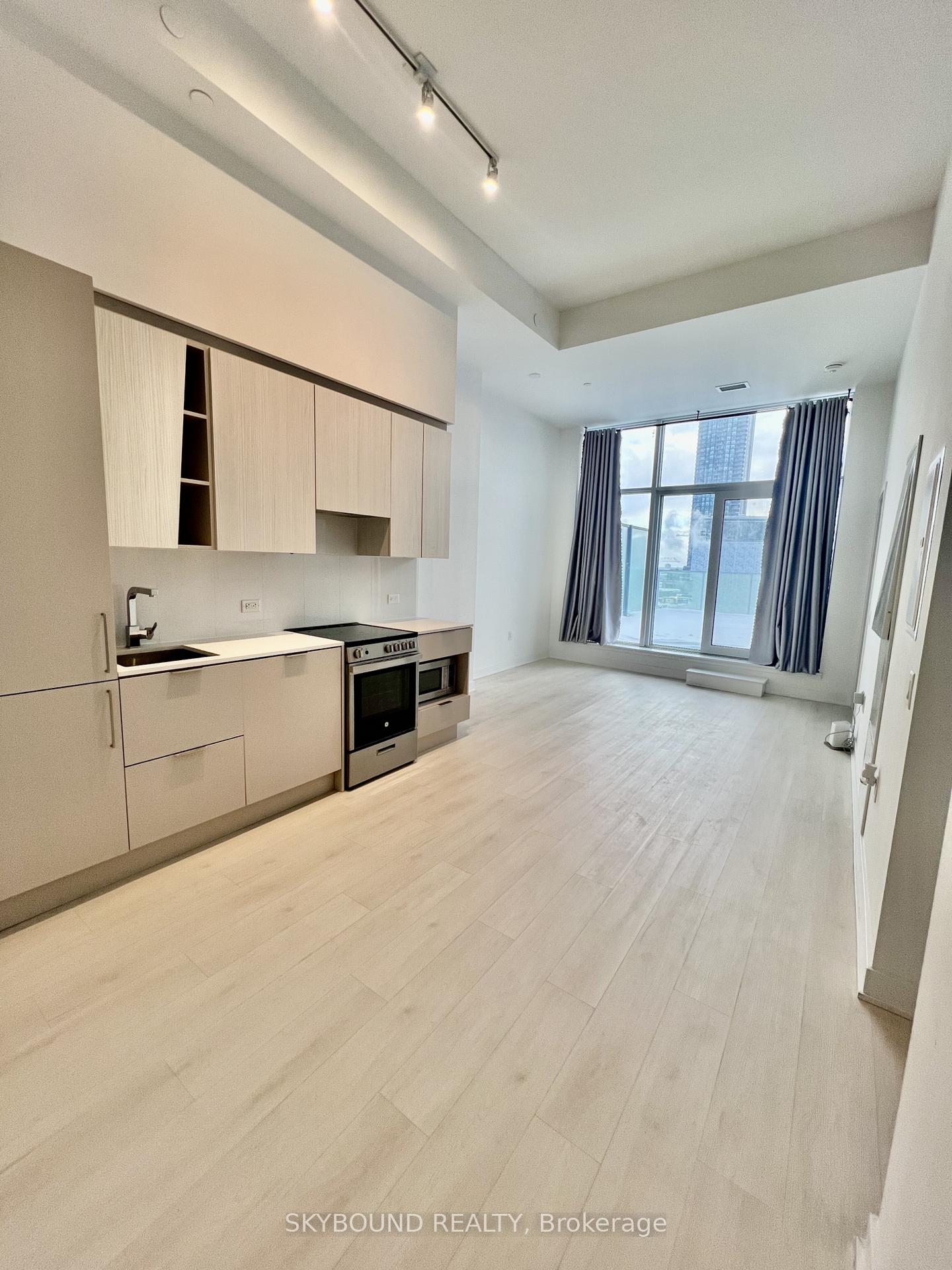 3900-confederation-parkway-mississauga-ontario-w13631864