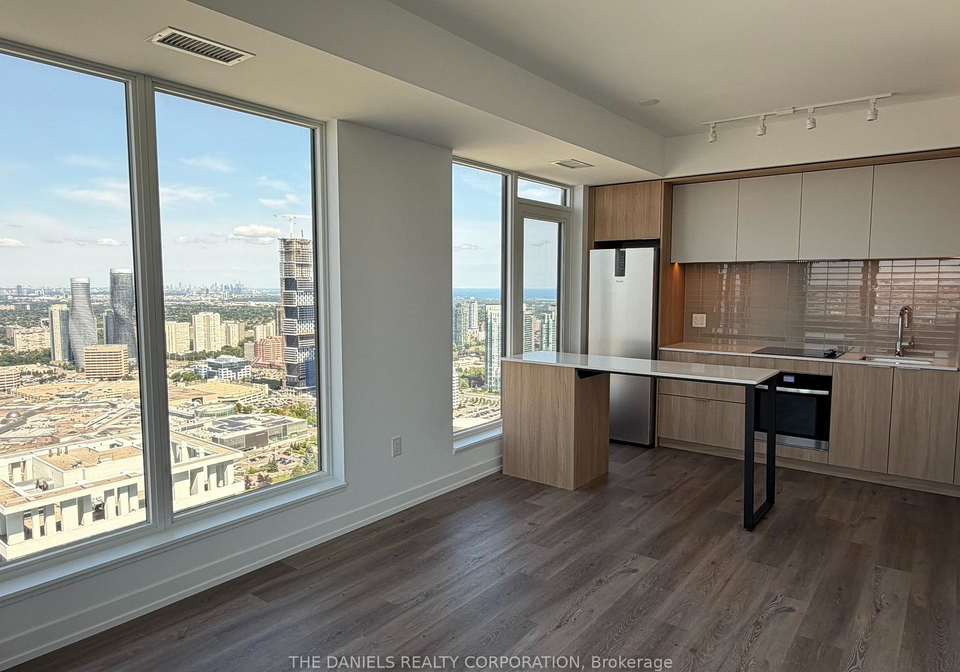 395-square-one-drive-mississauga-ontario-w13631908